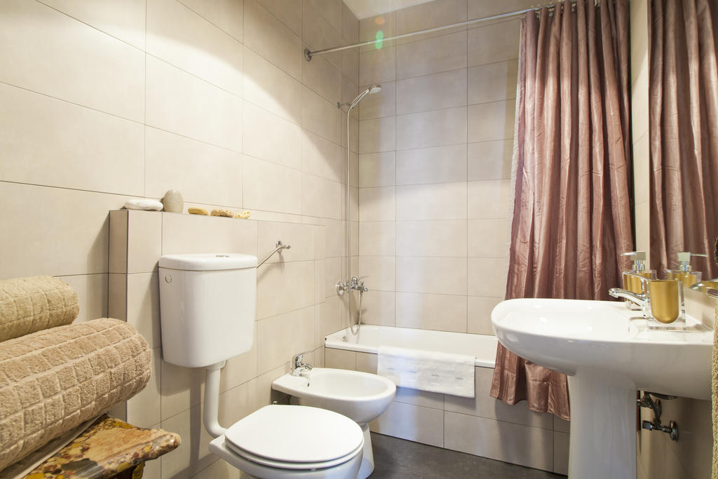 Bairrus Lisbon Apartments - Alfama Luaran gambar